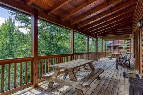 Mountain Jewel House in Gatlinburg