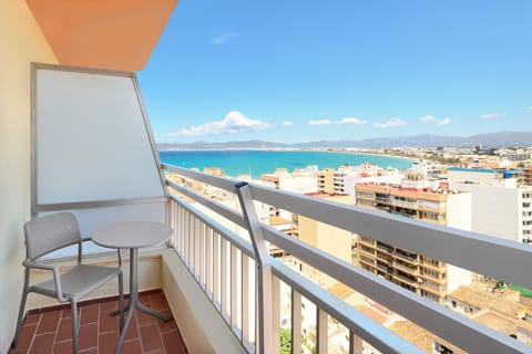 View (from property/room), Balcony/Terrace, Sea view