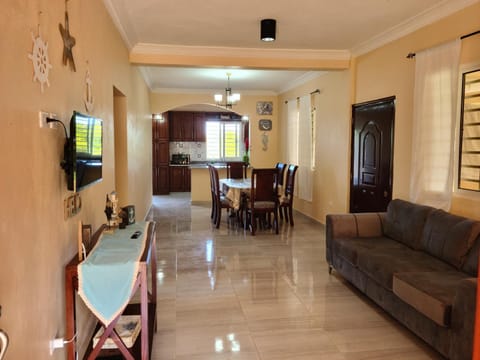 Living room, Dining area