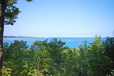 Ship Watch 1 2 Condo in Sleeping Bear Dunes