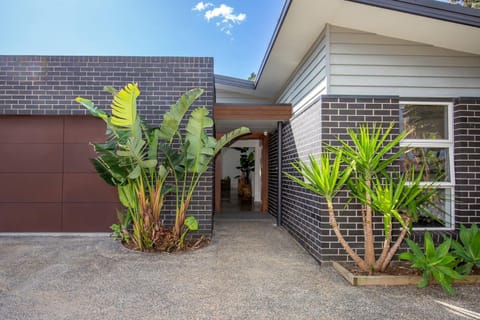 Bathers Pet Friendly 4 Mins Walk to Beach House in Culburra Beach