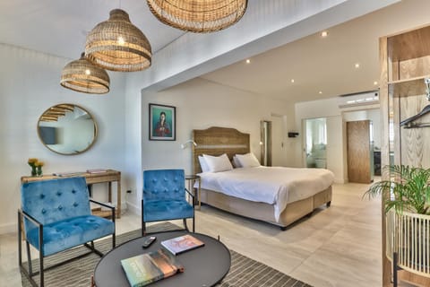 Seating area, Bedroom