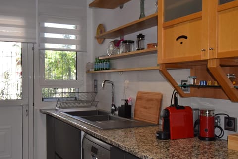 3h Dafni Family home near Athens, airport, ports Apartment in North Athens Regional Unit, Greece