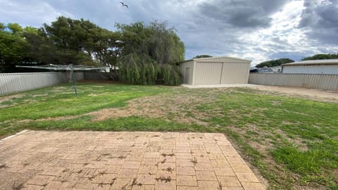 Frangipani Cottage House in Jurien Bay