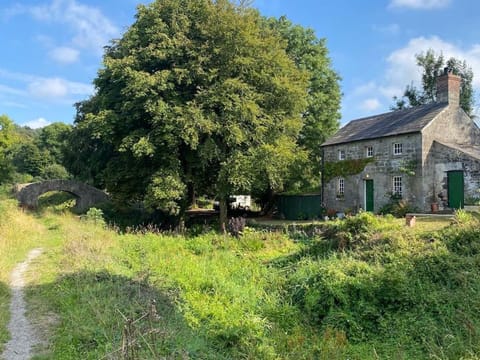 A magical hideaway overlooking the river Boyne House in Louth, Co. Louth, Ireland