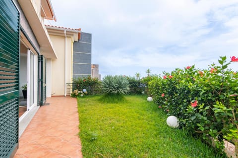 Property building, Garden, Garden view