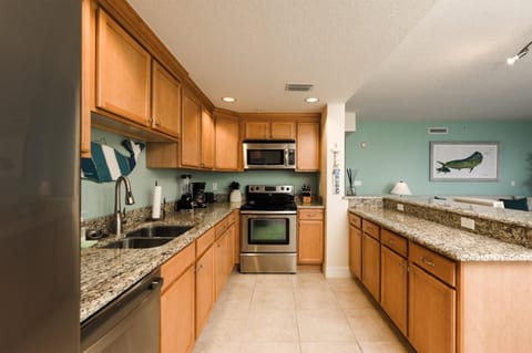 Unit 103 Opus - 3 Bedroom Ocean Front Apartment in Daytona Beach Shores