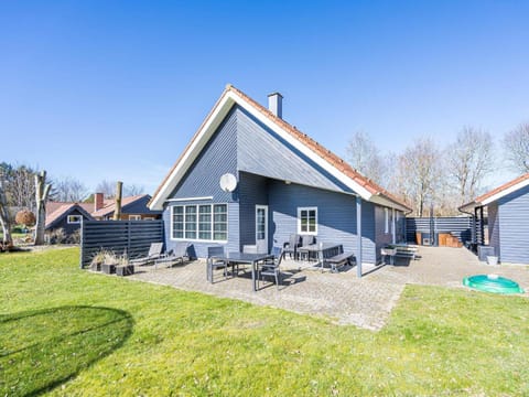 Holiday home Oksbøl LXXXV House in Henne Kirkeby
