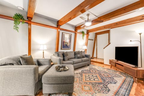 Hemlock Hideaway Apartment in Sugar Mountain