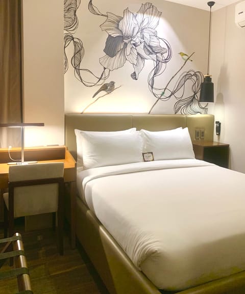 The Henry Hotel Roost Bacolod Hotel in Bacolod