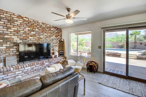 Stylish Tucson Home with Patio and Private Pool! Haus in Tanque Verde