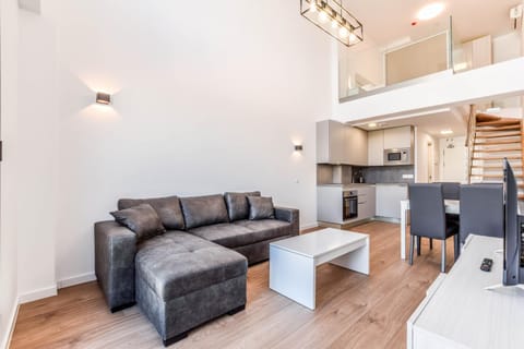 apartamentos reformados con garajes incluido Apartment in San Sebastián de los Reyes