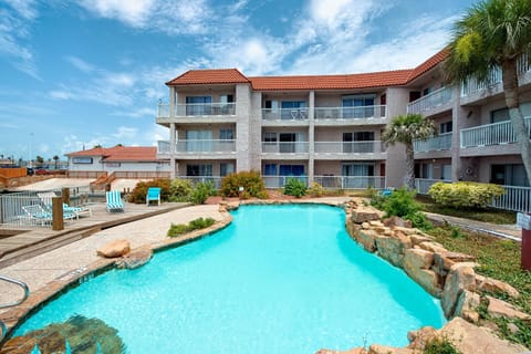 Mystic Harbor 207 Apartment in North Padre Island