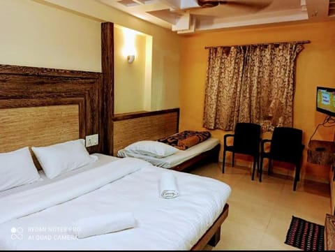 Hotel Rohit & Swaad Resto Hotel in Mahabaleshwar