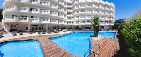 Property building, Pool view, Swimming pool