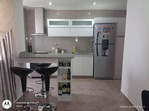 Lugar Encantador con estacionamiento gratuito. Apartamento in Olavarría