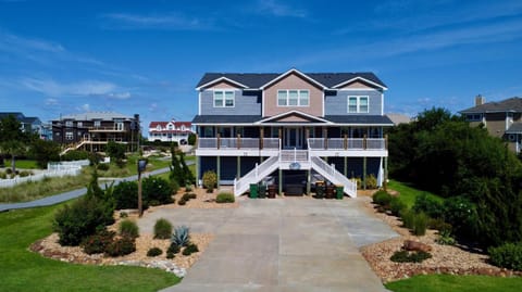 Peace of Heaven House in Corolla