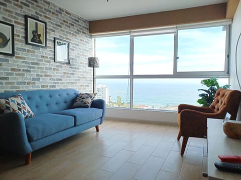 Living room, Sea view