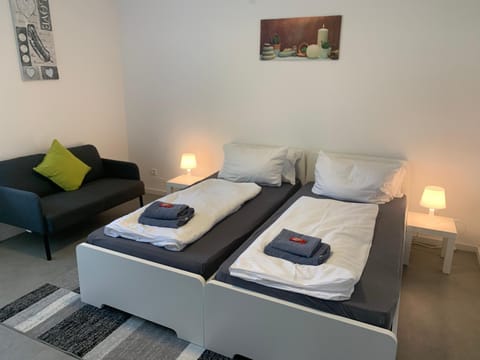 CityApartment Platinum mit Balkon bzw,Terrasse Appartamento in Bielefeld