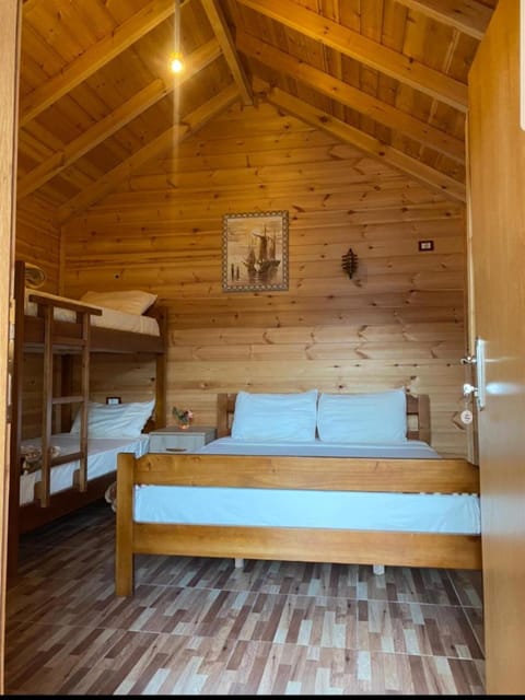 Bed, Photo of the whole room, Bedroom, bunk bed