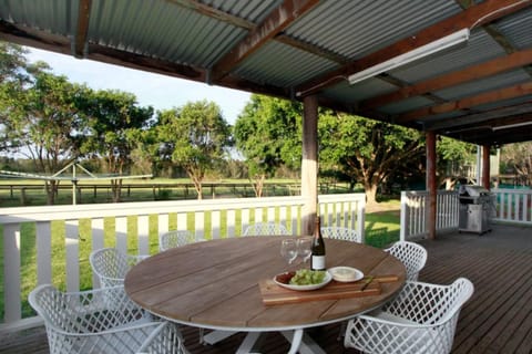 Sahara Trails Complex Sleeping groups WiFi Air Conditioning Horse Riding and much more Casa in Anna Bay