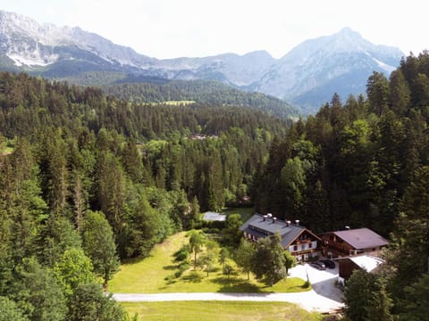 Property building, Bird's eye view, Mountain view