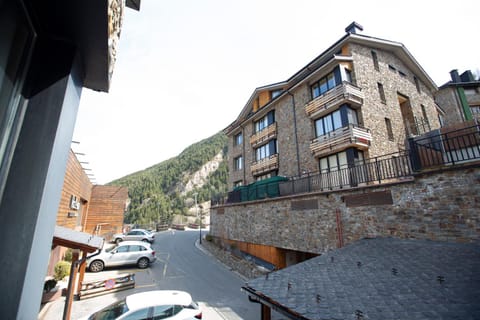 Outdoor Apartaments - Ski Condo in Andorra