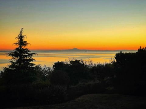 PA Kirks Bluff House in Port Angeles