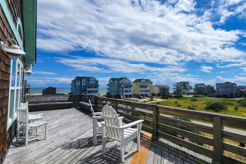 Hatteras Station BX460 House in Buxton