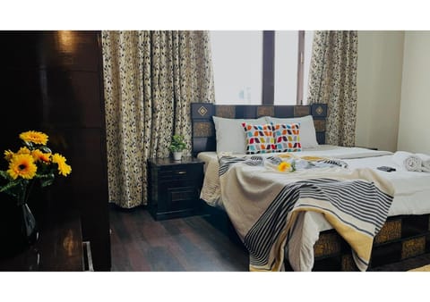 Olive Serviced Apartments - Defence Colony Condo in New Delhi
