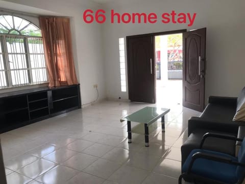 66 Semi-D Homestay Vacation rental in Perak Tengah District