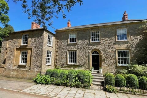 Georgian Home with Heated Swimming Pool House in South Somerset District