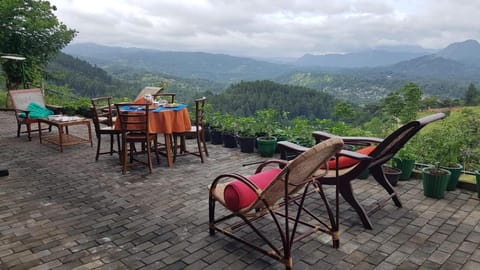 Natural landscape, View (from property/room), Balcony/Terrace, Dining area, Mountain view