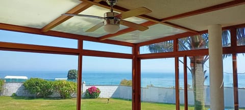 CASA EN PLAYA DE RAZO CON JARDIN Y VISTAS AL MAR House in Bergantiños