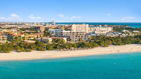 O Condominium Beachfront Residences, by Bocobay Aruba Condominio in Noord