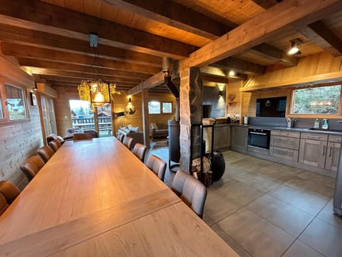 Chalet des Cîmes, chaleureux avec jacuzzi et sauna Chalet in Gérardmer