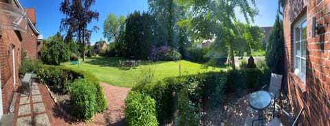 Garden, Garden, Balcony/Terrace, Garden view