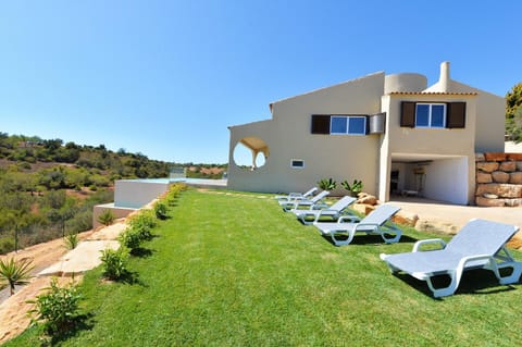 Garden view, Swimming pool, sunbed