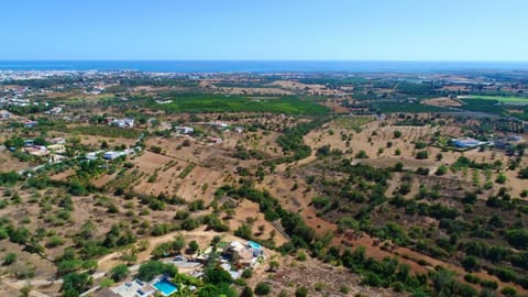 Tower Villa w Infinity Pool Villa in Olhão