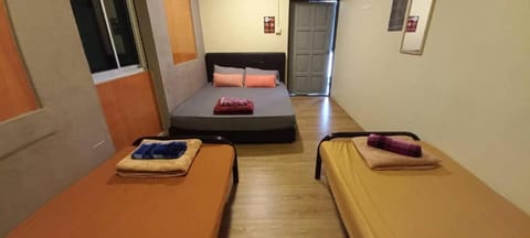 QuiikCat Bed and Breakfast in Kuching