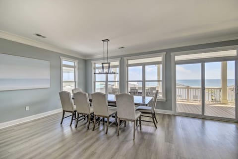 Coastal Retreat with Double Deck and Ocean Views! Haus in Ocean Isle Beach