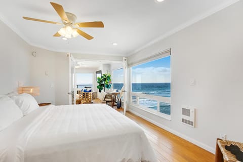 Buccaneer Beach Duo Apartment in Oceanside