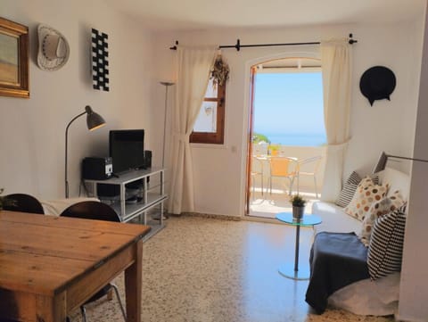 Lovely 2 bedroom in Capuchinos, San Juan de Capistrano, Nerja Apartment in Nerja