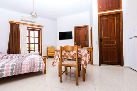 Erato Hotel Apartments Aparthotel in Rethymno