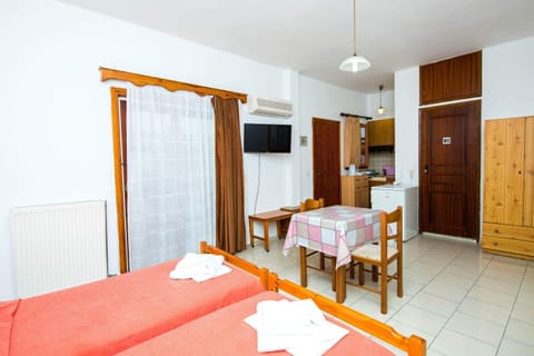 Erato Hotel Apartments Aparthotel in Rethymno