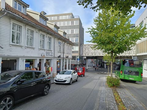 Property building, Street view