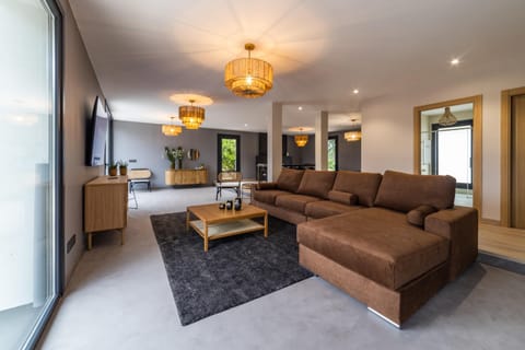 Communal lounge/ TV room, Living room