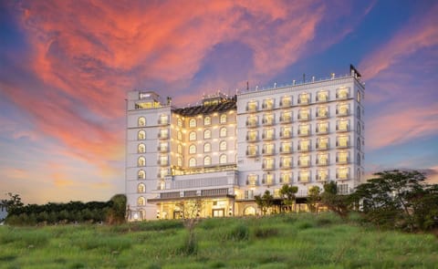 Property building, Day, Landmark view