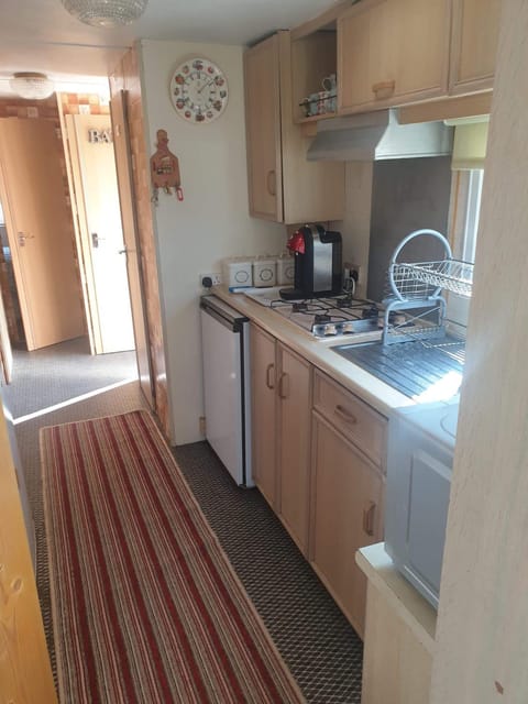 Red 2 Caravan Ingoldmells 6 berth 3 bedrooms Apartment in Ingoldmells