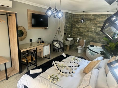 Africa Paradise - OR Tambo Airport Boutique Hotel Hôtel in Gauteng